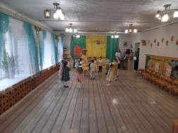 Осенний праздник - старшая группа.